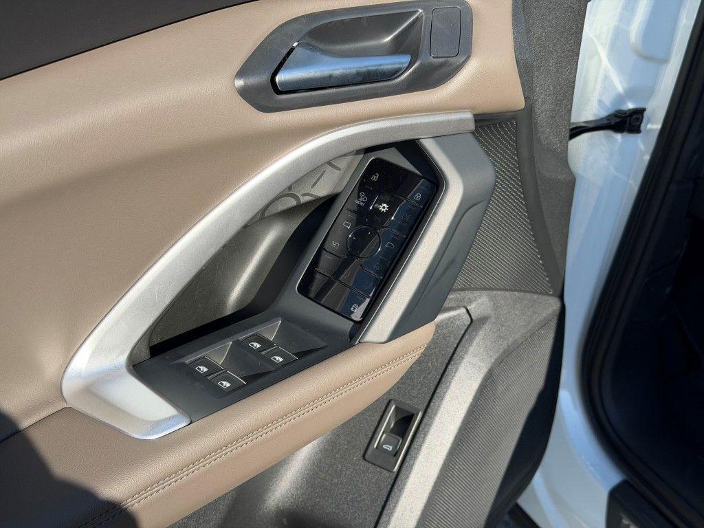 new 2025 Audi Q5 car, priced at $61,965