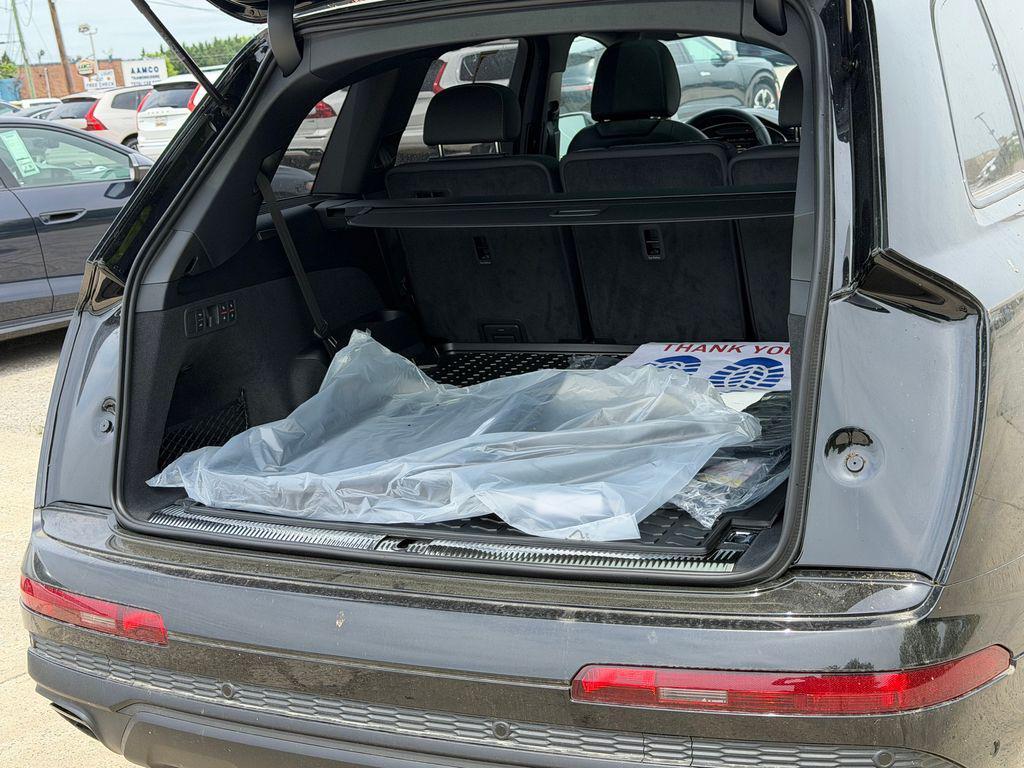 new 2026 Audi Q7 car, priced at $74,397