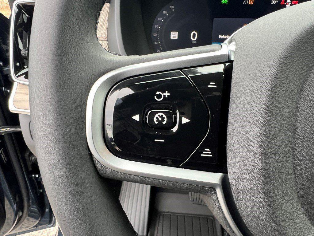 new 2026 Volvo XC90 car, priced at $72,625