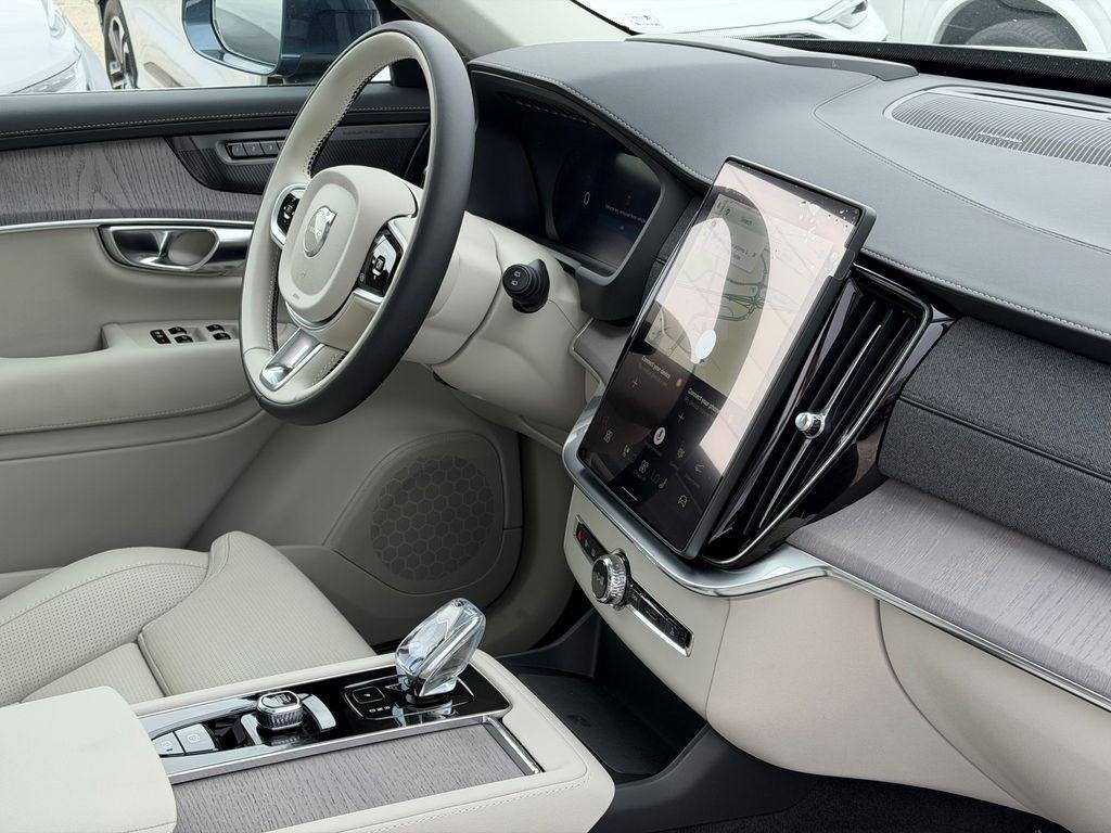 new 2026 Volvo XC90 Plug-In Hybrid car, priced at $85,745