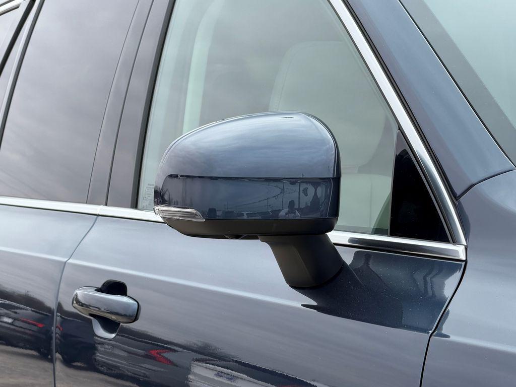 new 2026 Volvo XC90 Plug-In Hybrid car, priced at $85,745