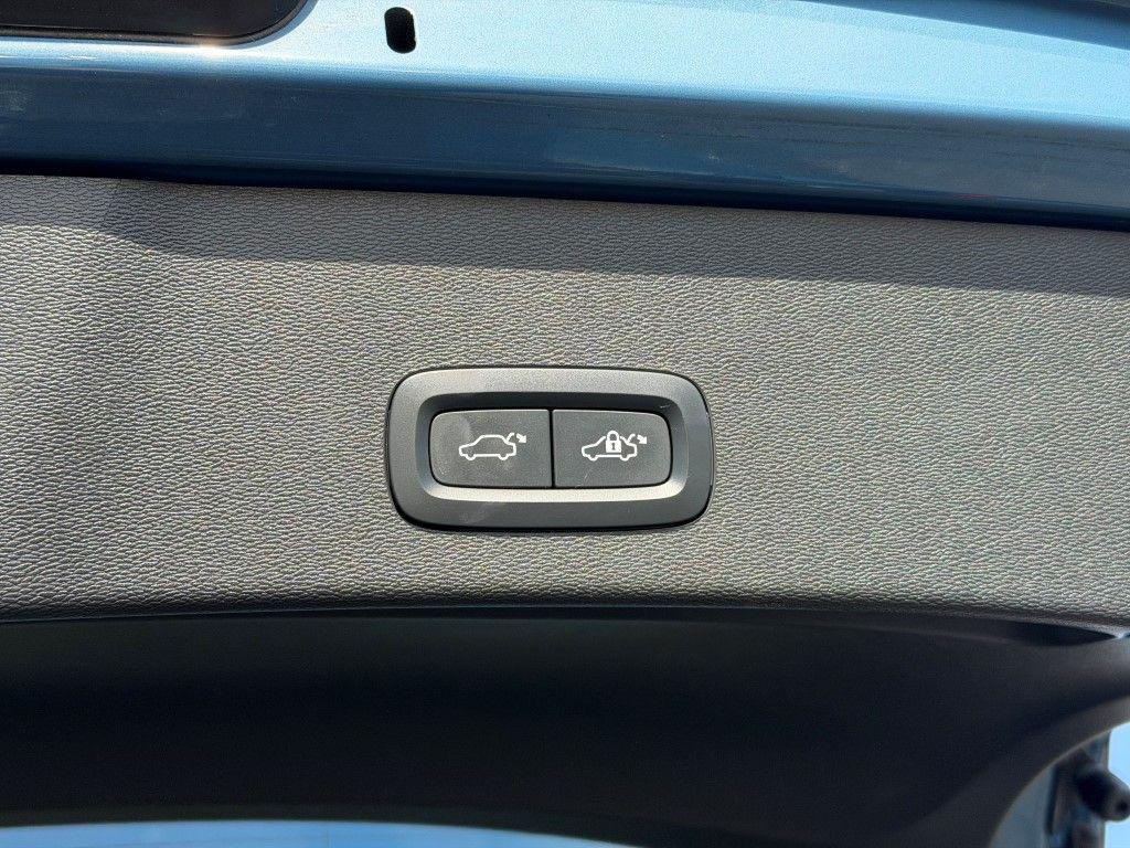 used 2023 Volvo C40 Recharge Pure Electric car, priced at $23,333