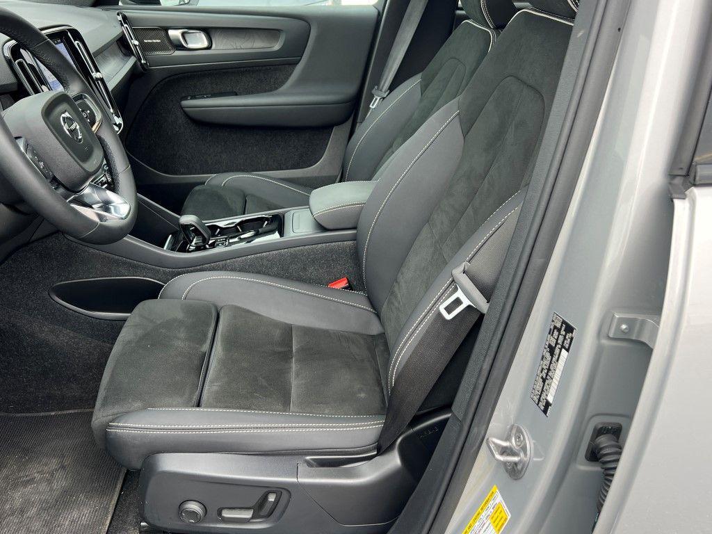 used 2023 Volvo C40 Recharge Pure Electric car, priced at $25,270