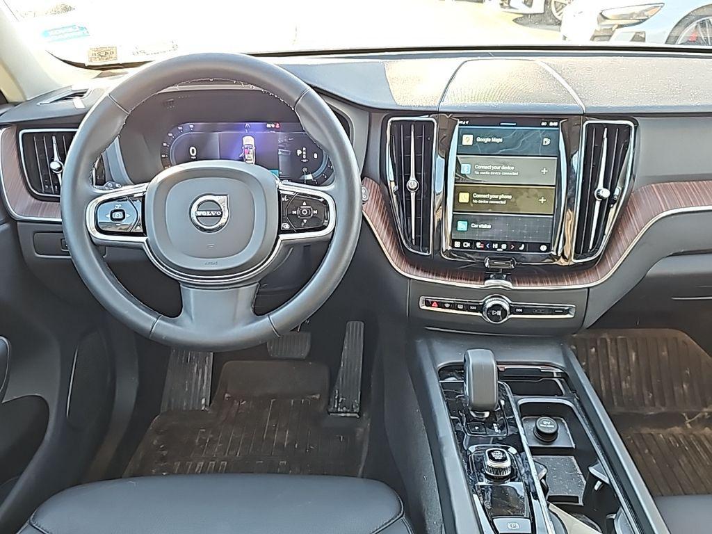 used 2023 Volvo XC60 car, priced at $33,490