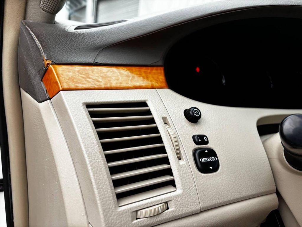 used 2005 Toyota Avalon car, priced at $6,998