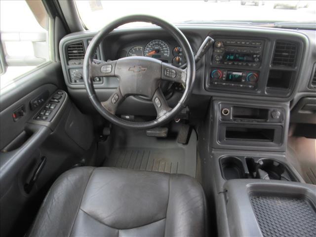 used 2005 Chevrolet Silverado 2500 car, priced at $9,788