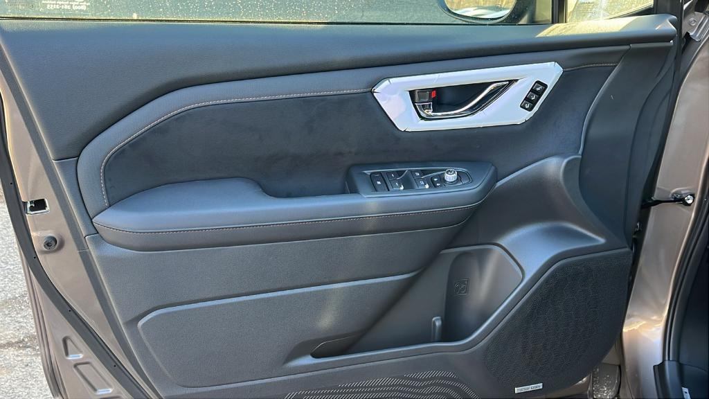 new 2025 Subaru Forester Hybrid car, priced at $45,789