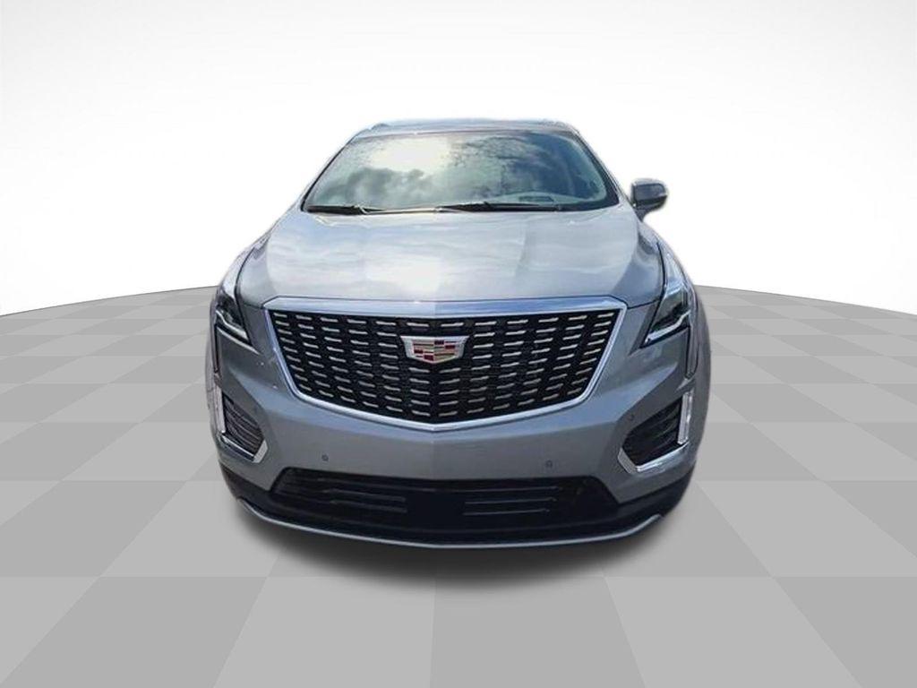 new 2025 Cadillac XT5 car, priced at $55,365