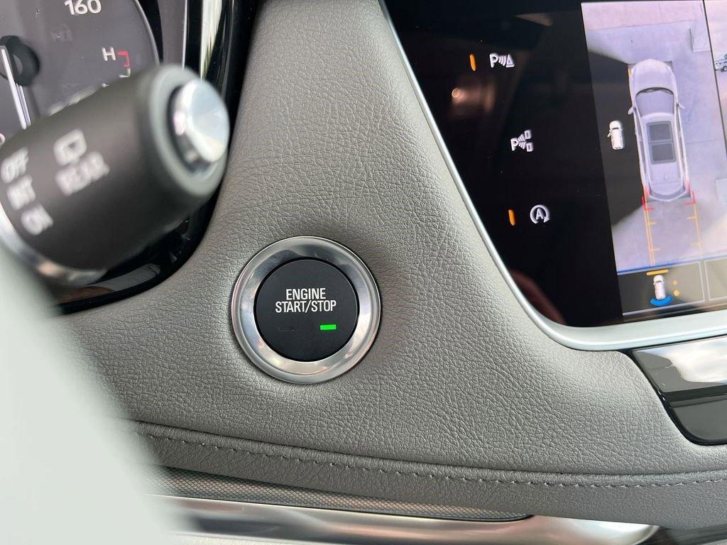 new 2025 Cadillac XT5 car, priced at $55,365