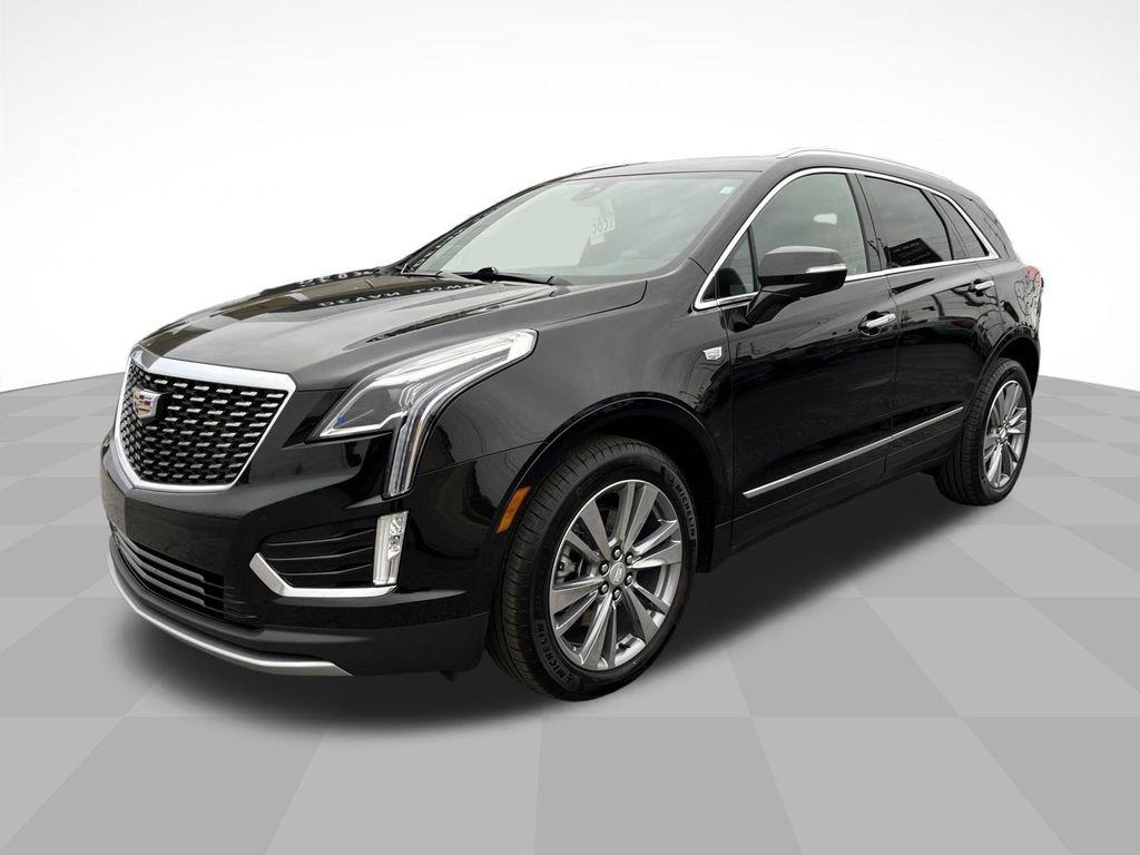 used 2025 Cadillac XT5 car, priced at $44,990