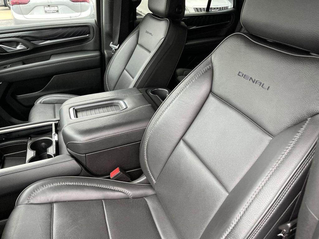 used 2022 GMC Yukon car, priced at $54,994