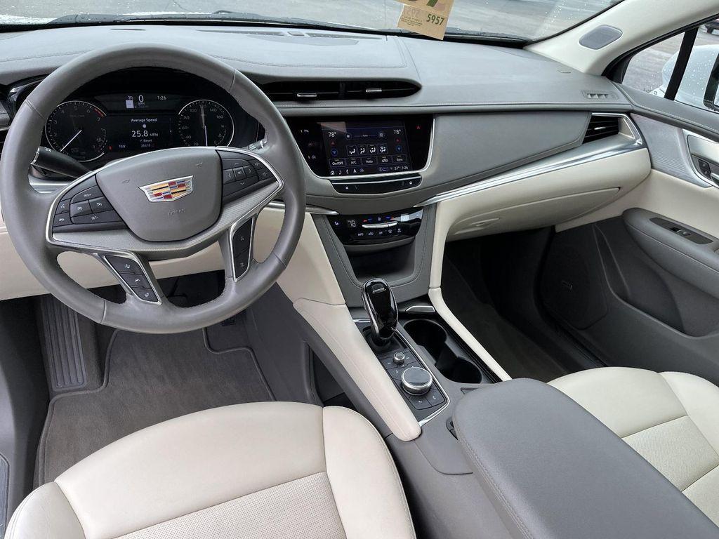 used 2023 Cadillac XT5 car, priced at $32,990