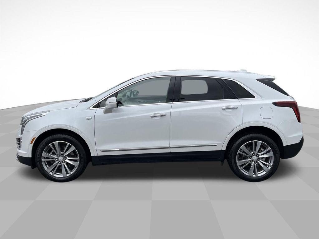 used 2023 Cadillac XT5 car, priced at $32,990