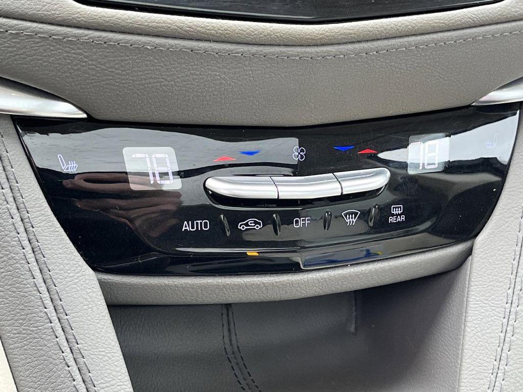 used 2023 Cadillac XT5 car, priced at $32,990