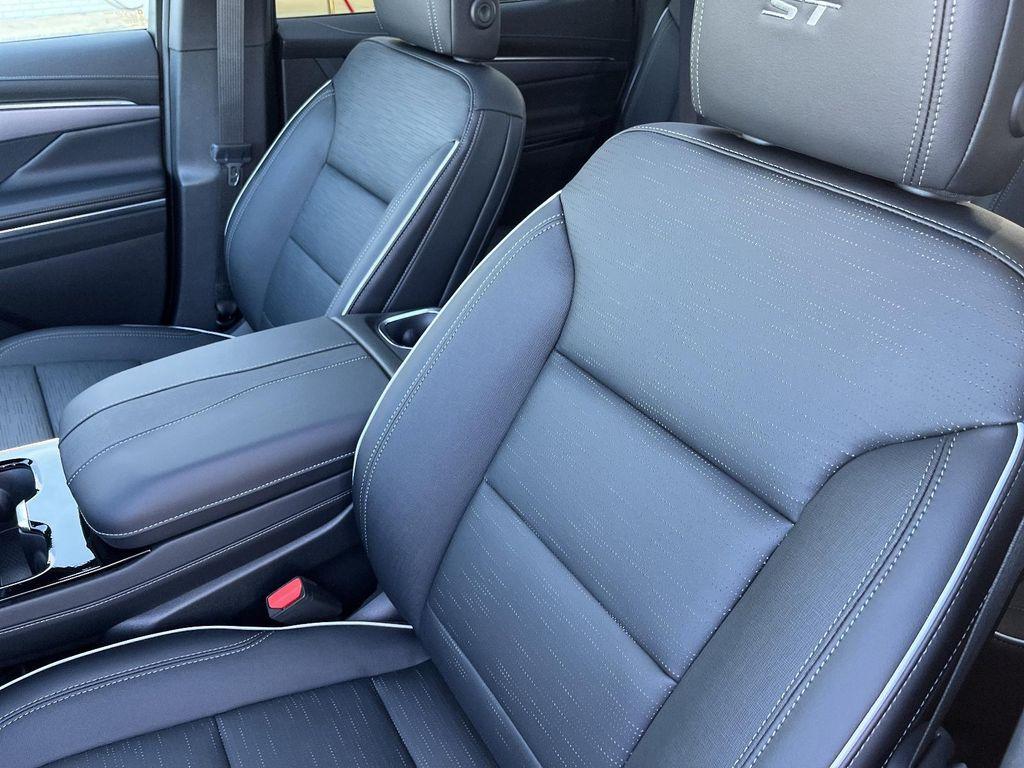 new 2026 Buick Enclave car, priced at $50,310