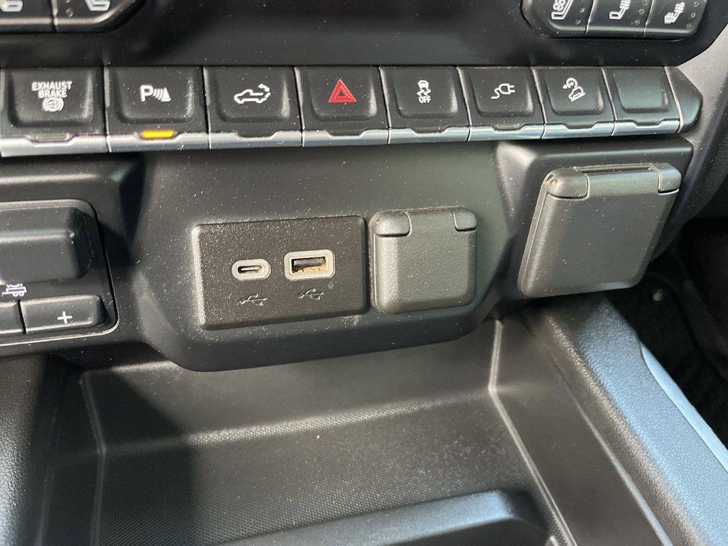 used 2021 Chevrolet Silverado 2500 car, priced at $47,990