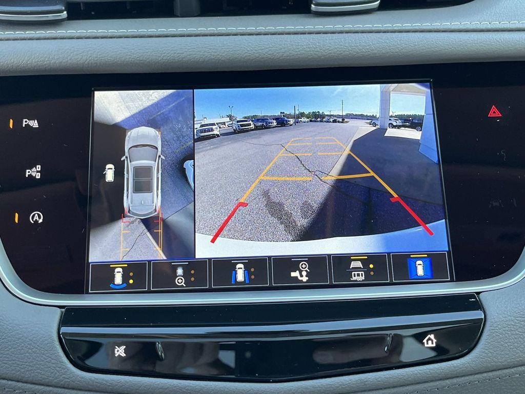 new 2026 Cadillac XT5 car, priced at $58,695