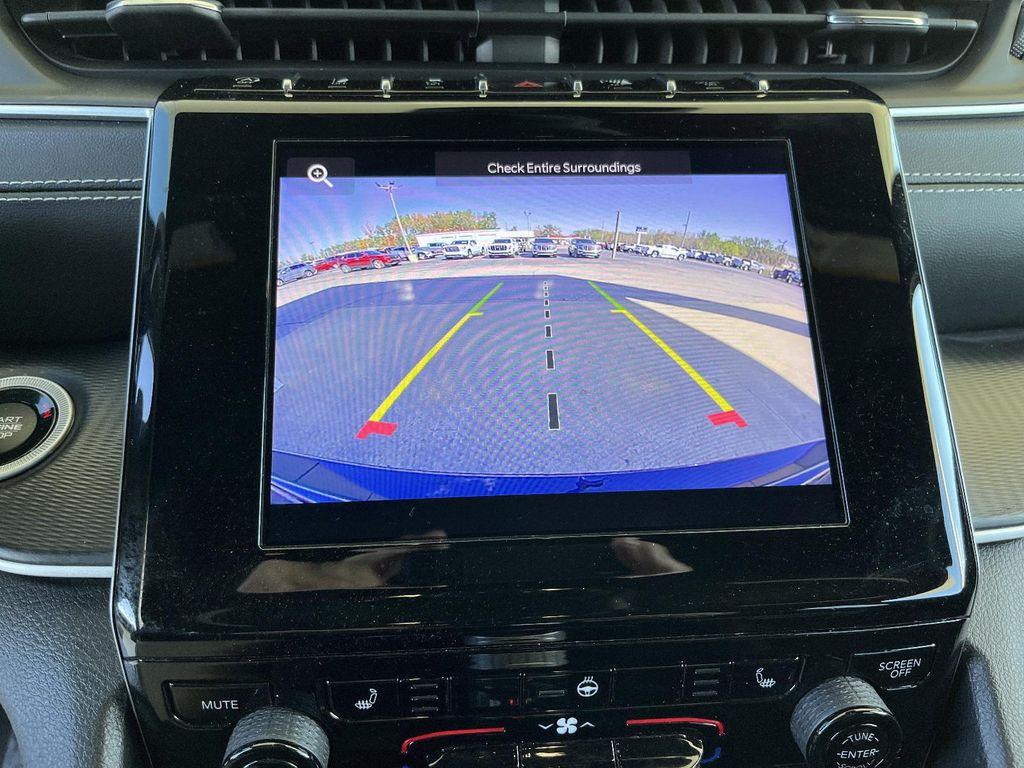 used 2023 Jeep Grand Cherokee car, priced at $29,990