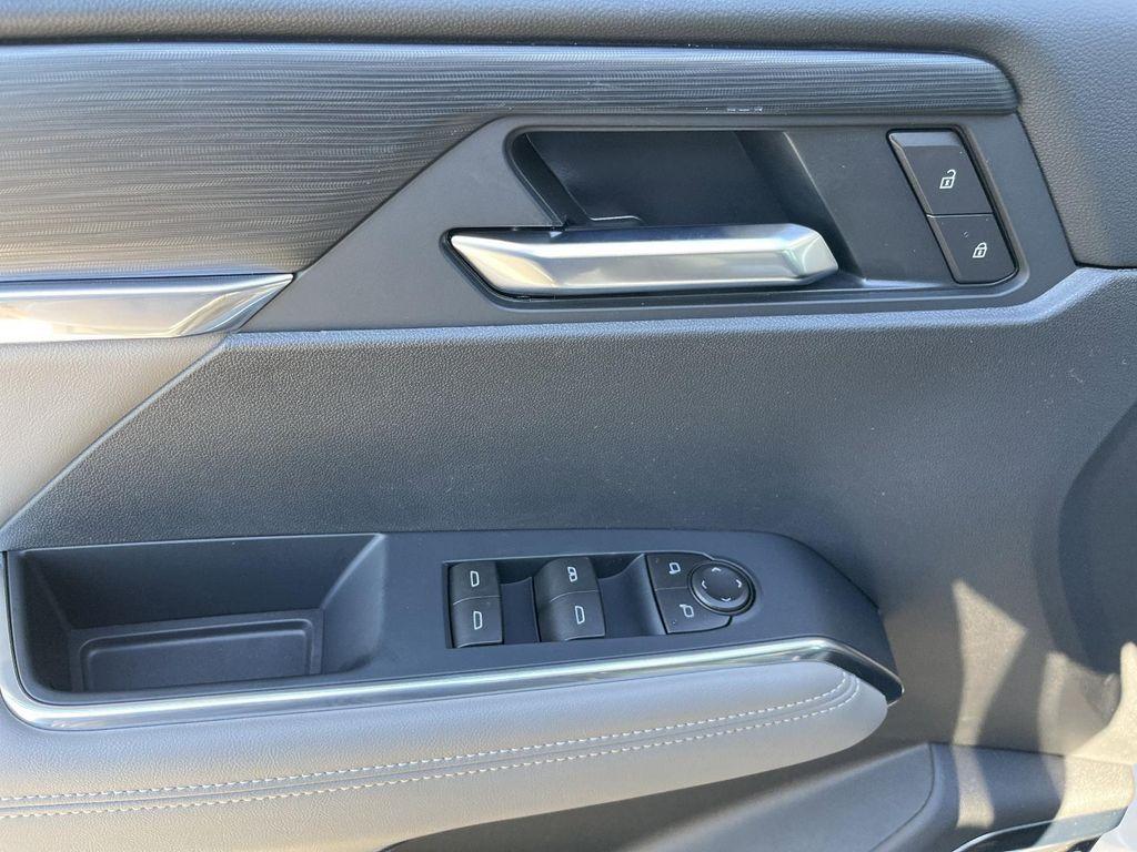 new 2026 GMC Acadia car, priced at $48,980