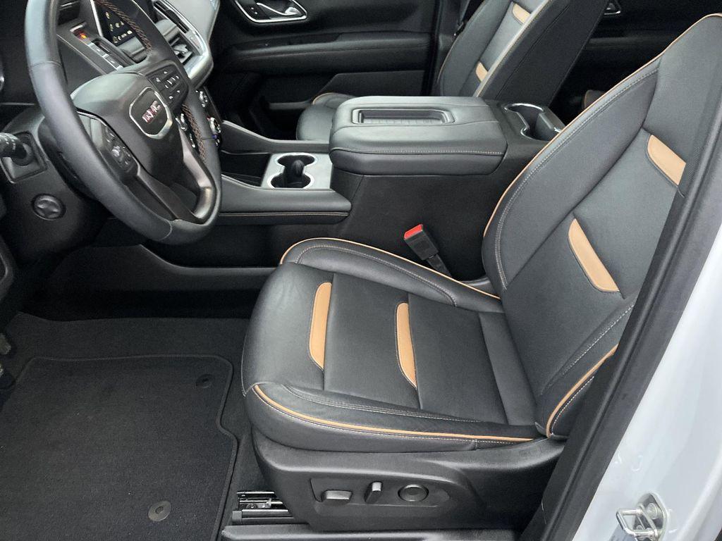 used 2023 GMC Yukon car, priced at $65,990