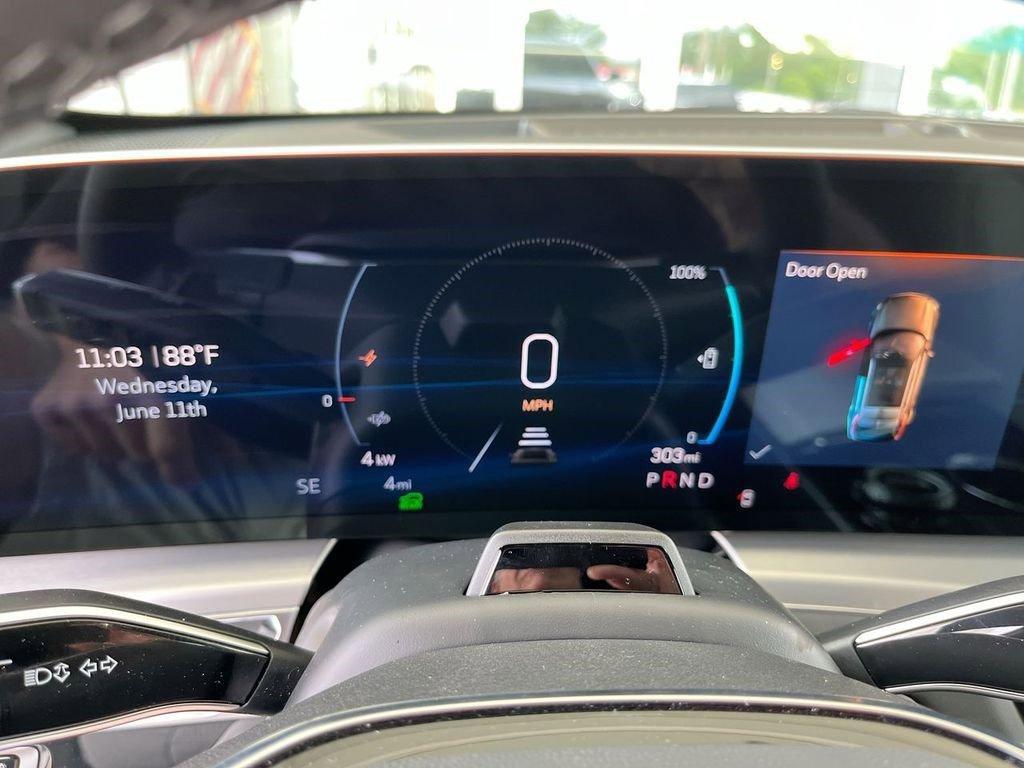 new 2025 Cadillac LYRIQ car, priced at $65,790