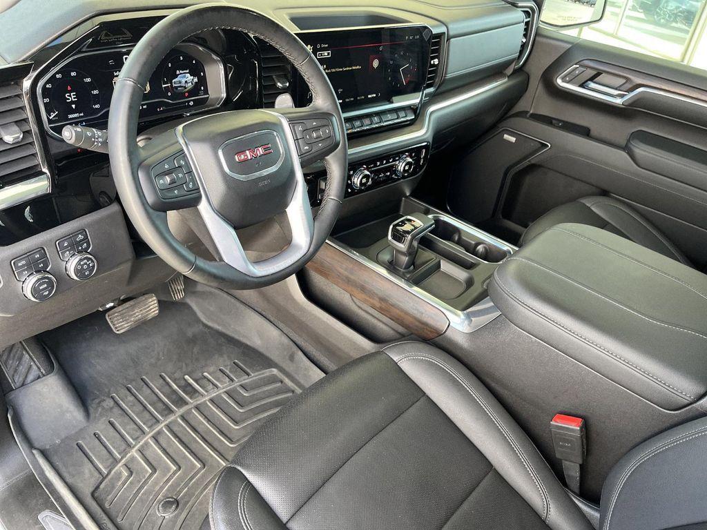 used 2023 GMC Sierra 1500 car, priced at $47,072