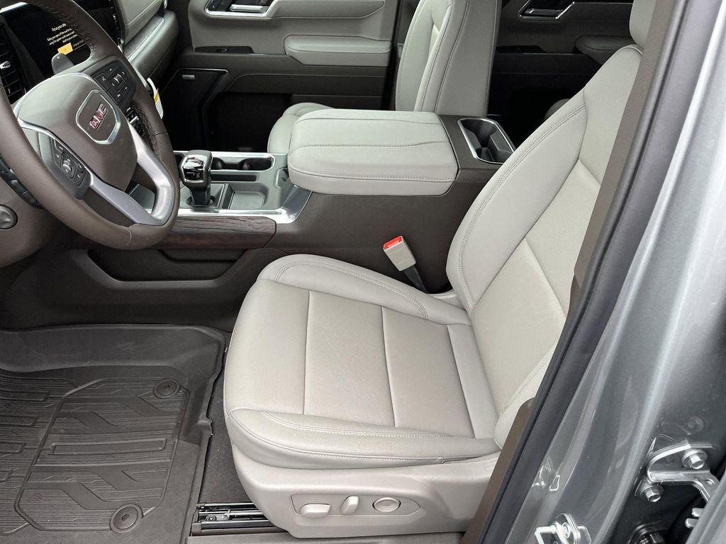 new 2026 GMC Sierra 1500 car, priced at $58,385