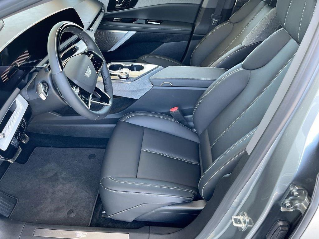 new 2025 Cadillac OPTIQ car, priced at $55,195