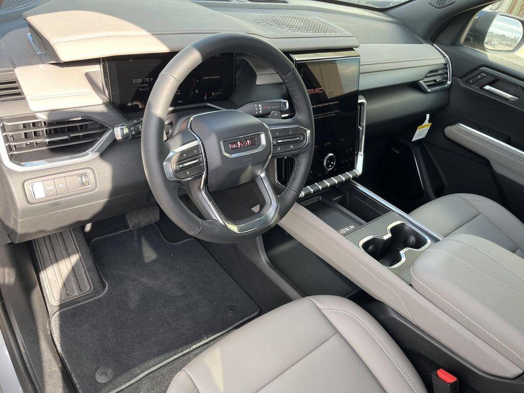 new 2026 GMC Acadia car, priced at $48,725