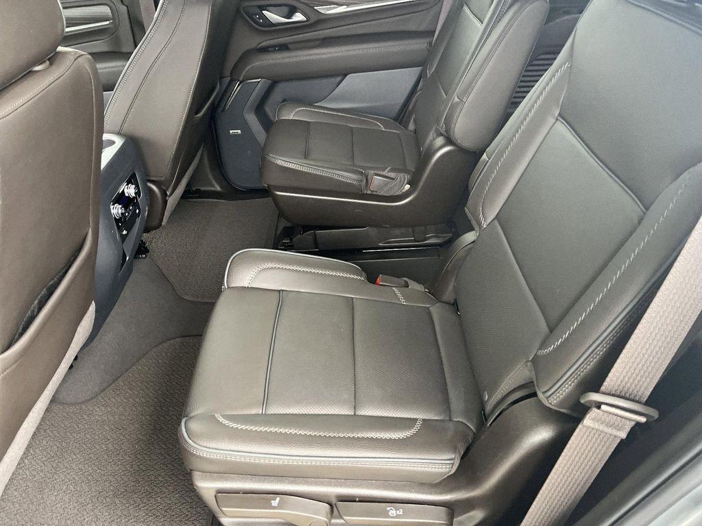 used 2024 GMC Yukon car, priced at $71,990