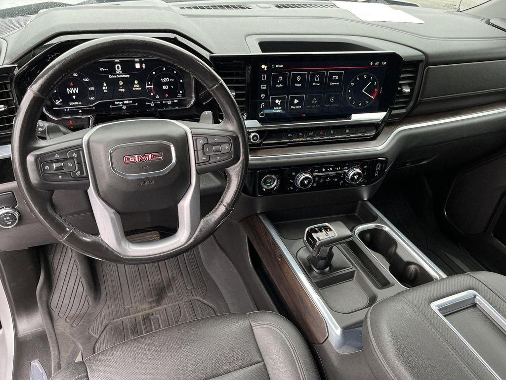 used 2022 GMC Sierra 1500 car, priced at $34,890
