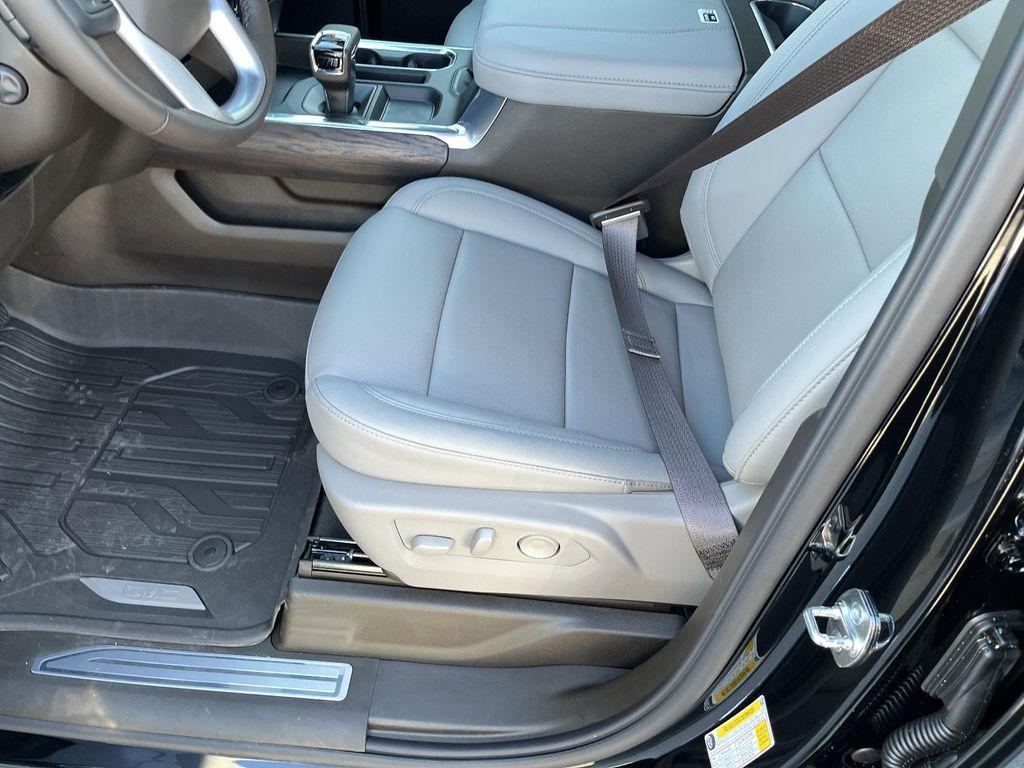 new 2026 GMC Sierra 1500 car, priced at $56,090