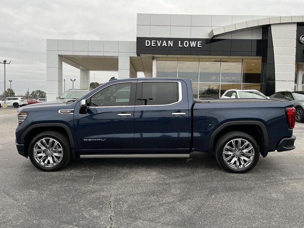 used 2022 GMC Sierra 1500 car, priced at $52,990