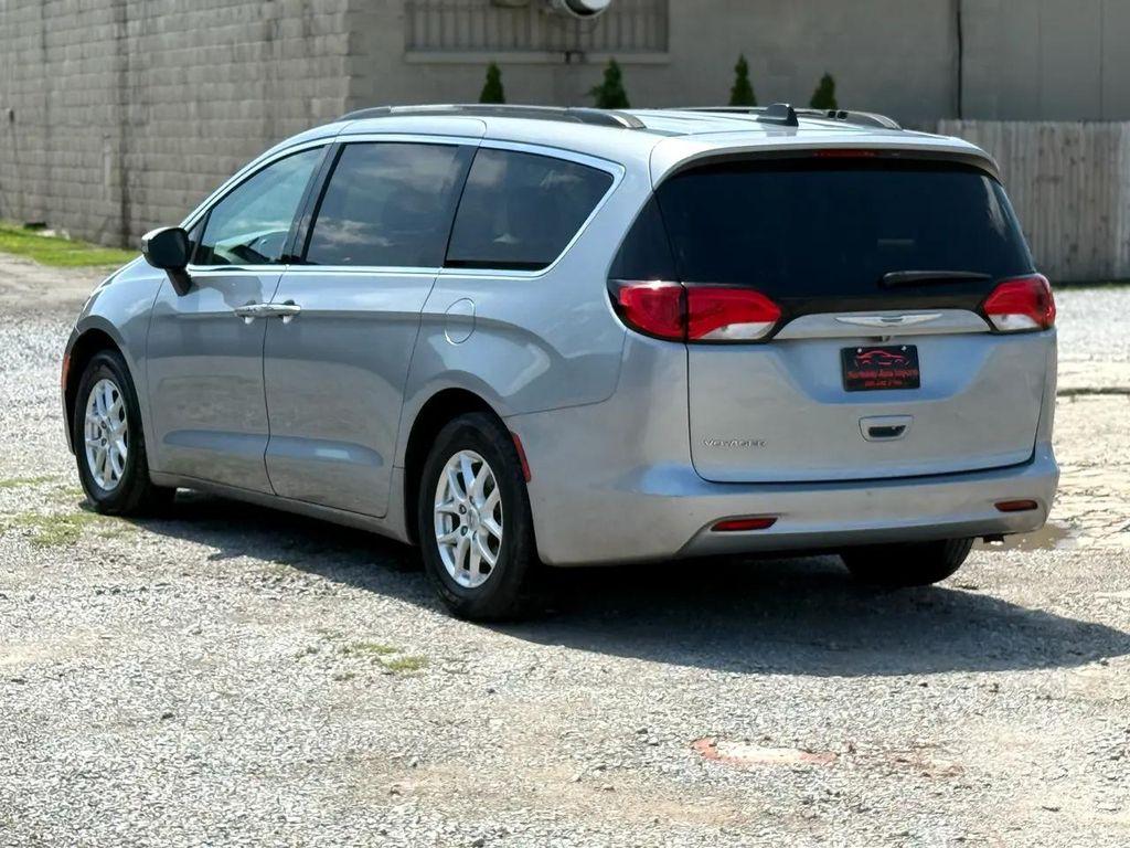 2021 Billet Silver Metallic Clearcoat Chrysler Voyager