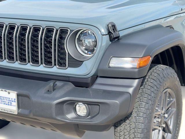 new 2026 Jeep Wrangler car, priced at $47,492