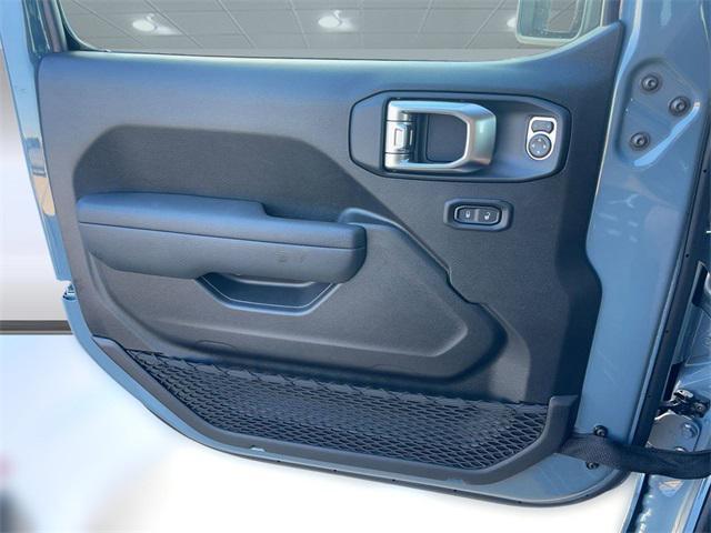 new 2026 Jeep Gladiator car, priced at $44,991