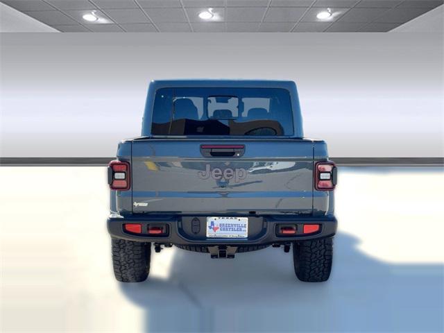 new 2026 Jeep Gladiator car, priced at $54,991
