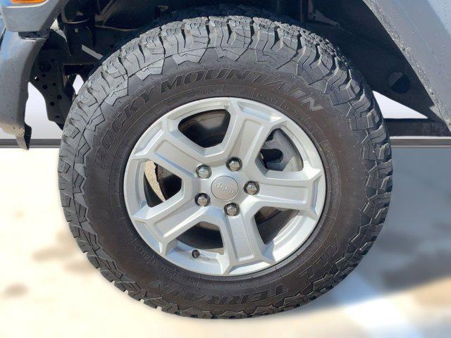 used 2021 Jeep Wrangler Unlimited car, priced at $24,997