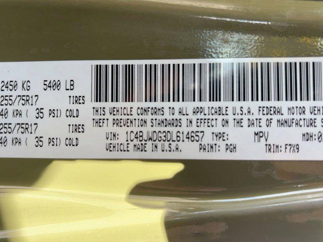 used 2013 Jeep Wrangler Unlimited car, priced at $15,999