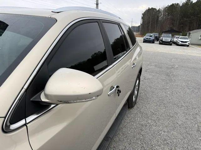 used 2008 Buick Enclave car, priced at $10,950