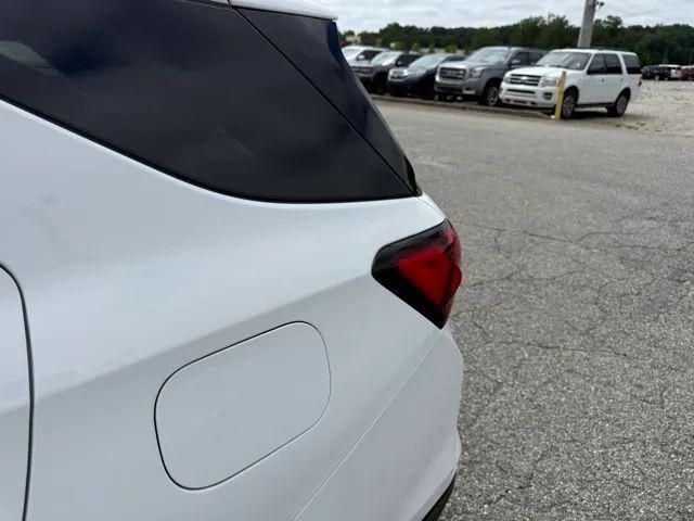 used 2023 Chevrolet Equinox car, priced at $18,277