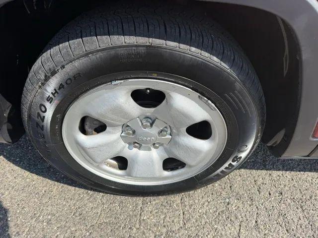 used 2017 Jeep Cherokee car, priced at $12,121