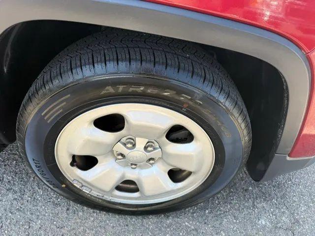 used 2017 Jeep Cherokee car, priced at $12,121