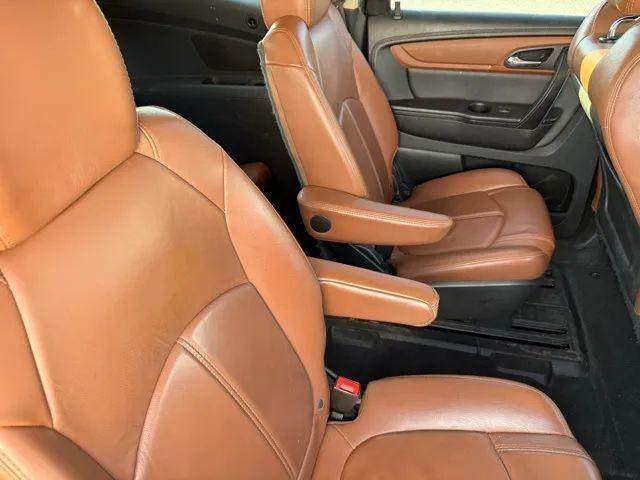 used 2015 Chevrolet Traverse car, priced at $10,950