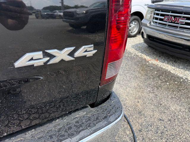 used 2021 Ram 1500 Classic car, priced at $17,999