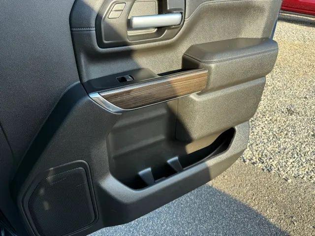 used 2022 Chevrolet Silverado 2500 car, priced at $46,215