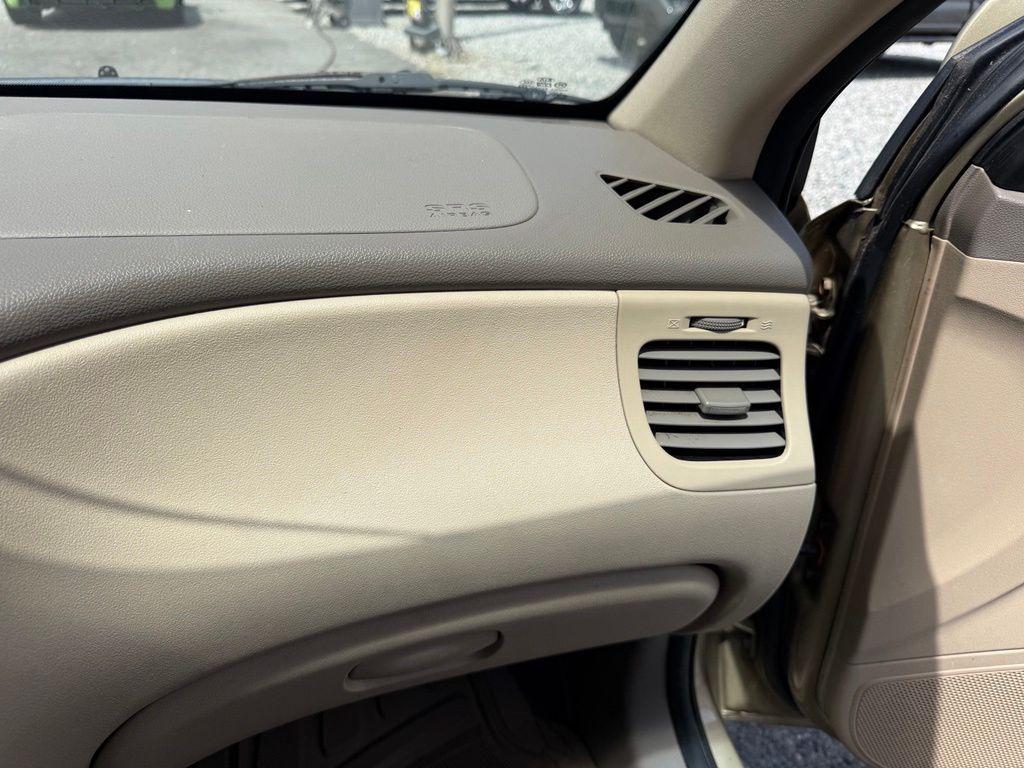 used 2009 Kia Rio car, priced at $5,488