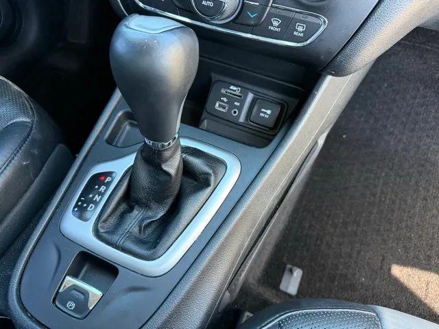 used 2014 Jeep Cherokee car, priced at $10,380