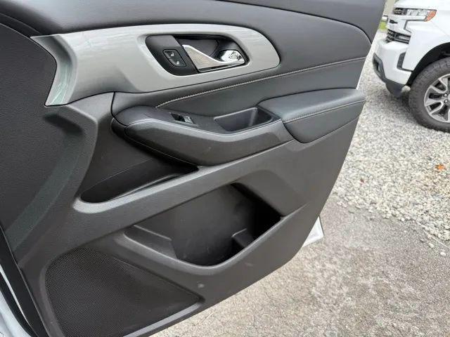 used 2021 Chevrolet Traverse car, priced at $20,500