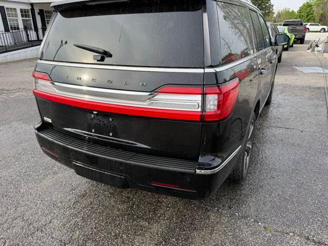 used 2019 Lincoln Navigator car, priced at $31,198